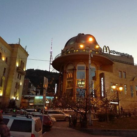 200 Metres From Rustaveli Avenue Apartment Tbilisi Luaran gambar