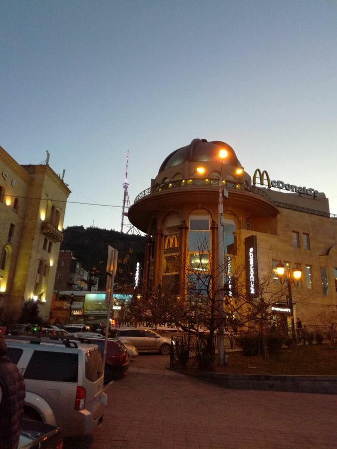 200 Metres From Rustaveli Avenue Apartment Tbilisi Luaran gambar