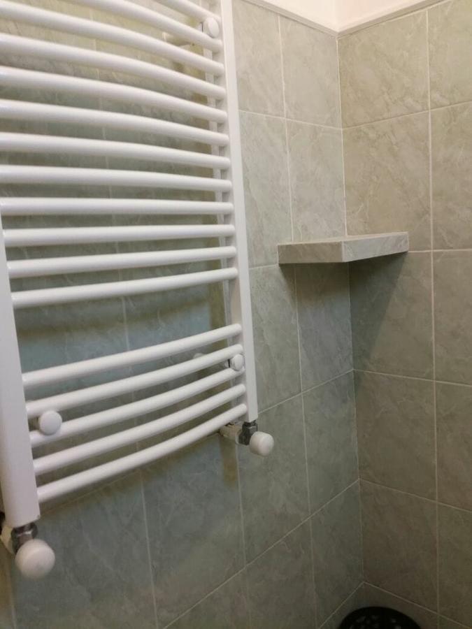 200 Metres From Rustaveli Avenue Apartment Tbilisi Luaran gambar