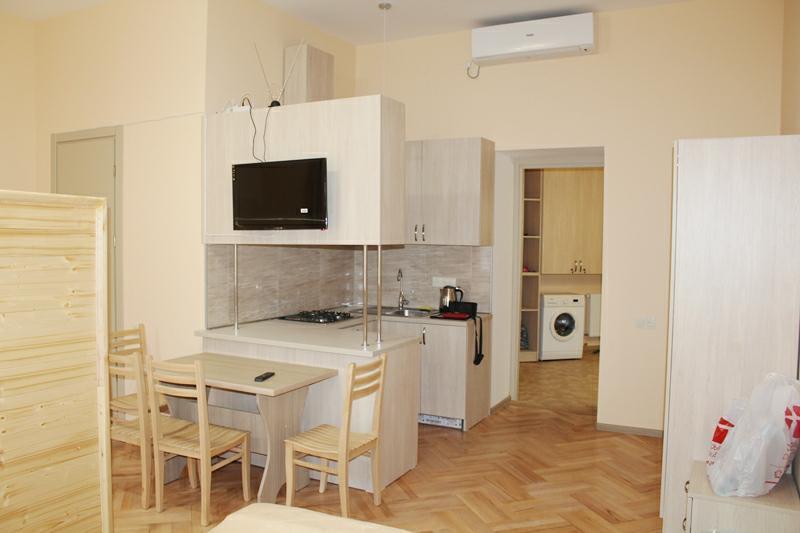 200 Metres From Rustaveli Avenue Apartment Tbilisi Luaran gambar